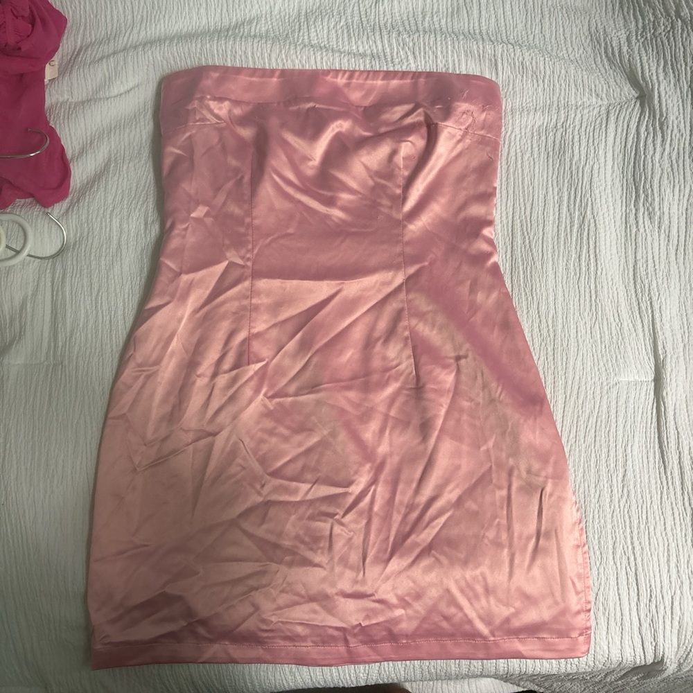 Elegant Pink Strapless Dress